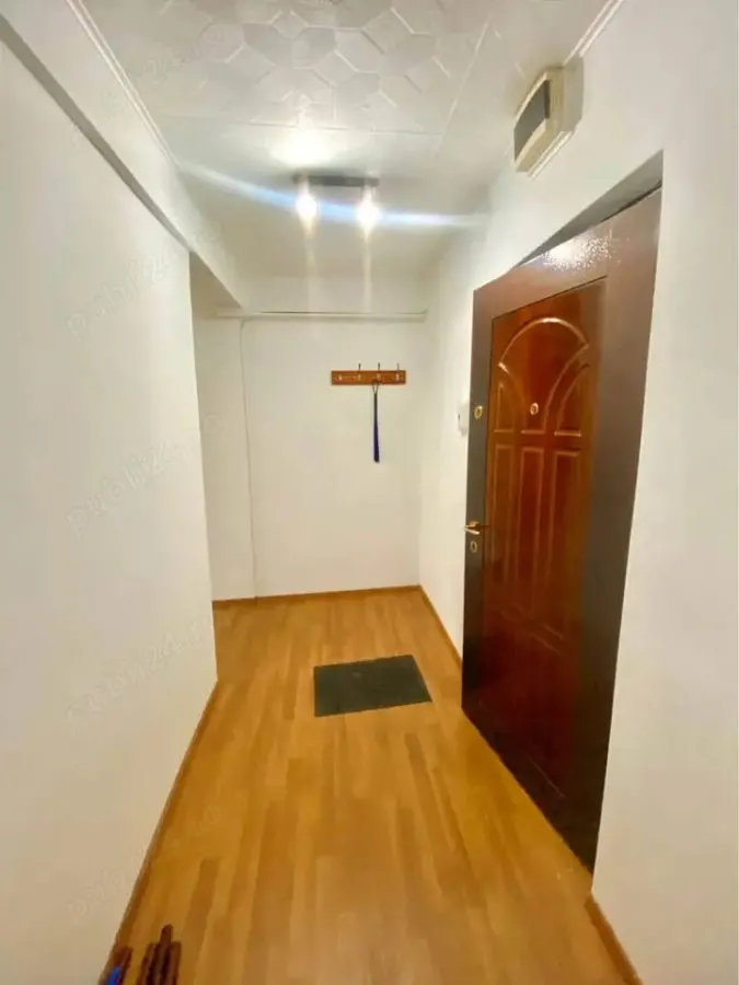 Garsoniera renovata Bartolomeu 64000 Euro neg - foto 3