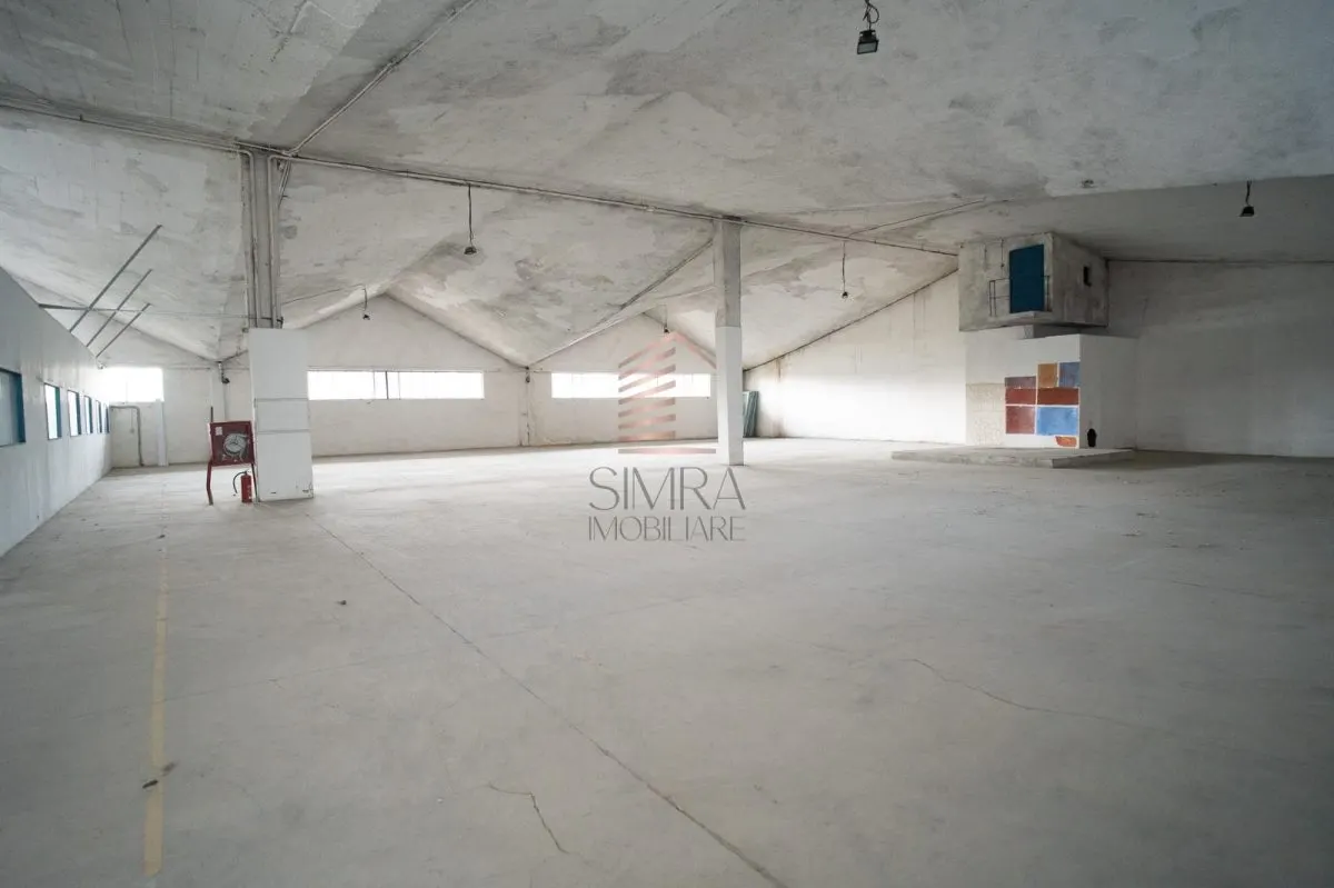 Hală mare si birouri de închiriat Oradea 2032 mp â€“ acces logistic, compartimentare flexibil - foto 1
