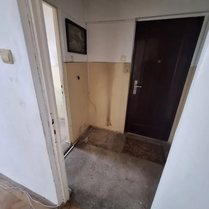 Apartament 2 camere Florilor ,fara imbunatatiri 64000 Euro - foto 4