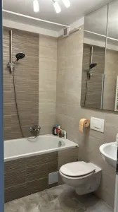 Apartament  2 camere,Tractorul-Grandis,mobilat,parcare,150000 Euro - foto 5
