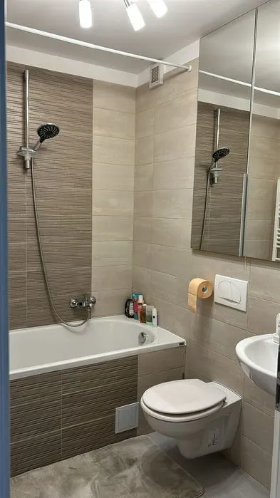 Apartament  2 camere,Tractorul-Grandis,mobilat,parcare,150000 Euro - foto 5