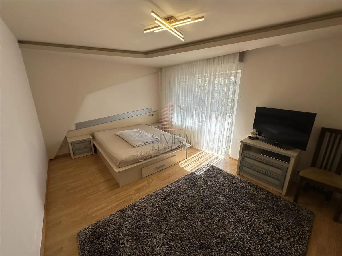 Apartament cu 3 camere, Rogerius de inchiriat - foto 1
