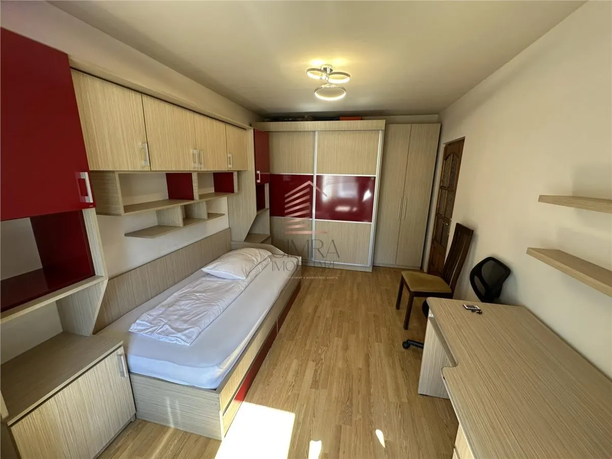 Apartament cu 3 camere, Rogerius de inchiriat - foto 2