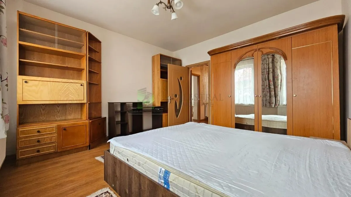 Casa 3 camere , mobilata-utilata Centrul Civic 500 Euro - foto 4
