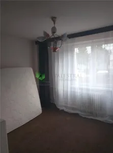 Apartament 2 camere zona Grivitei circular 99000 Euro - foto 4