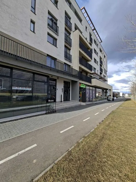 Apartament 2 camere, Kasper Coresi, parcare,boxa ,mobilat,172000 Euro - foto 8