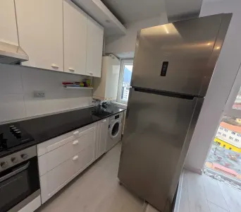 Apartartament 2 camere Grivitei renovat,mobilat modern ,118000 Euro - foto 2