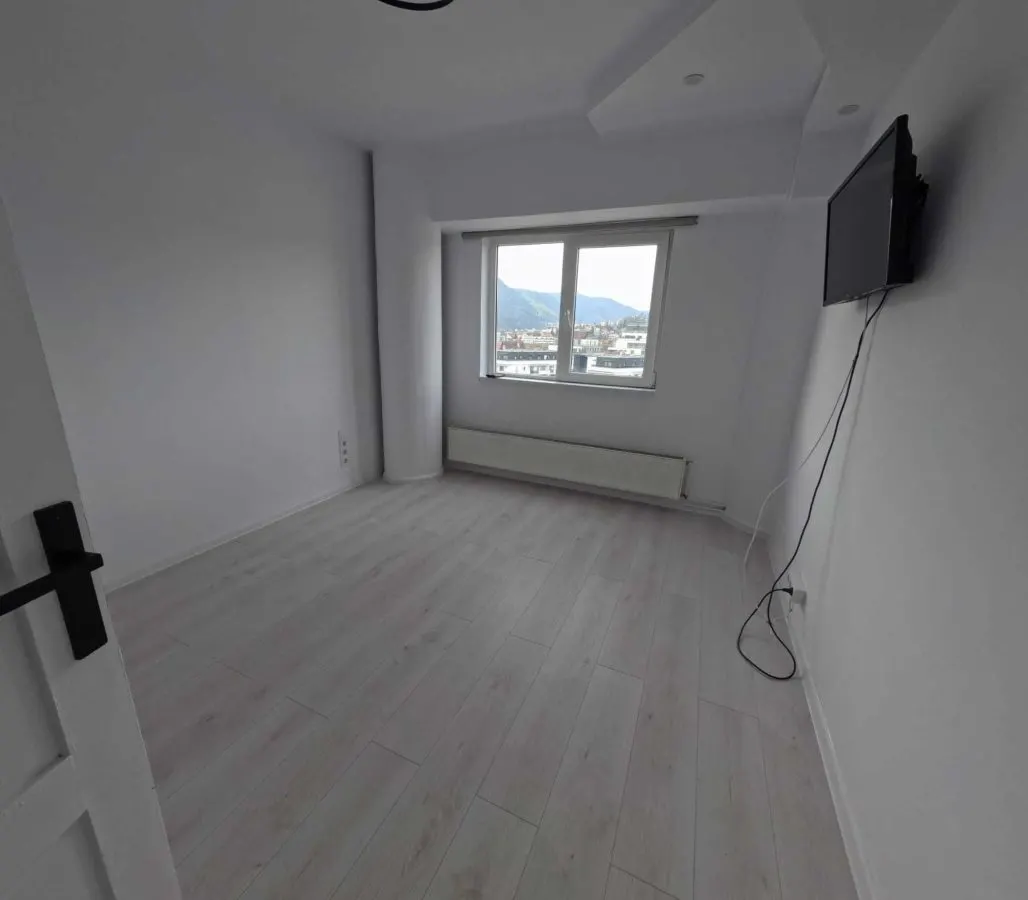 Apartartament 2 camere Grivitei renovat,mobilat modern ,118000 Euro - foto 4