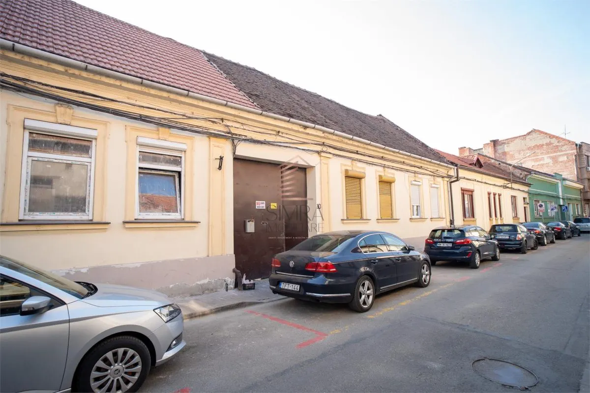 Casa la curte comuna pe str. Ady Endre - foto 21