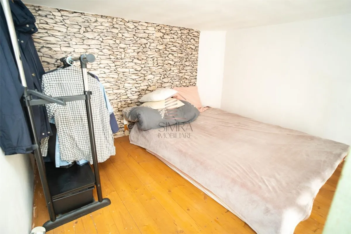 Casa la curte comuna pe str. Ady Endre - foto 6