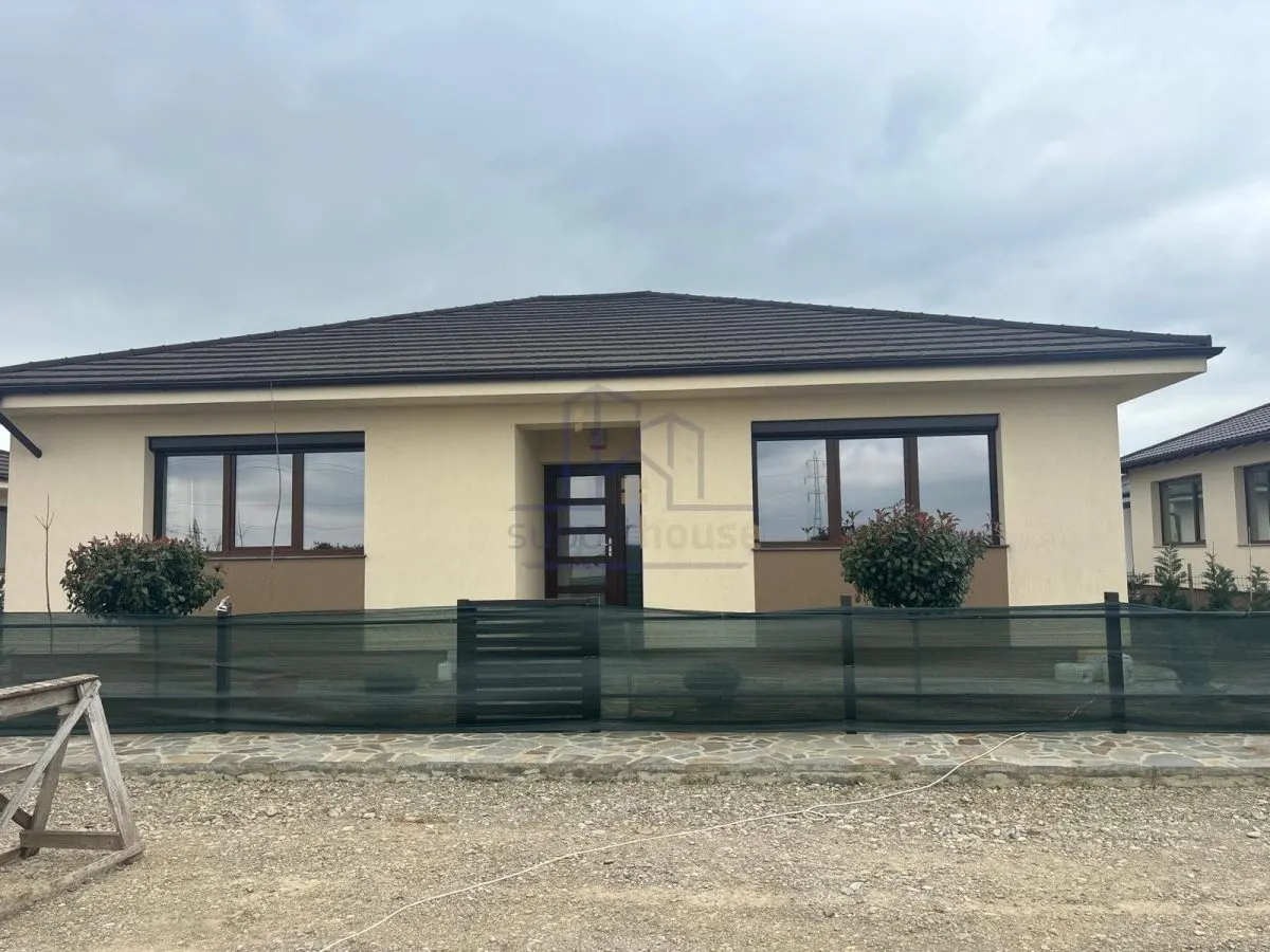 Vila în cartier rezidențial - foto 14