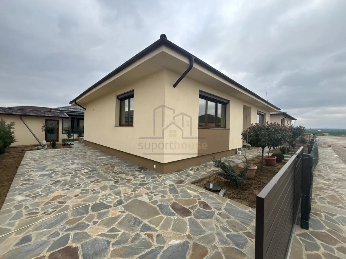 Vila în cartier rezidențial - foto 16