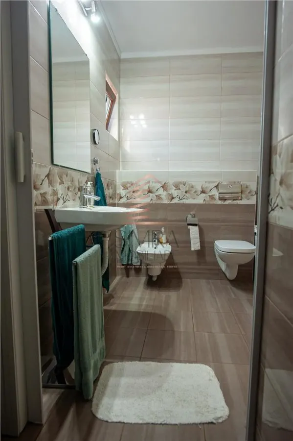 Vila D+P+E cu jaccuzi exterior in Iosia - foto 14
