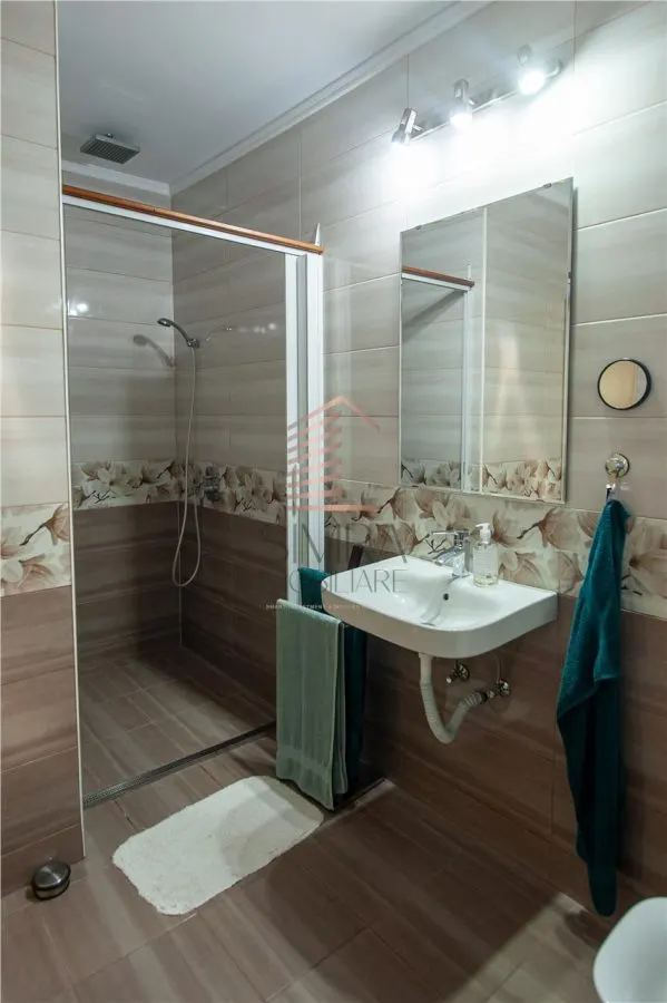 Vila D+P+E cu jaccuzi exterior in Iosia - foto 5