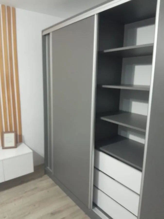 Garsoniera lux Astra,mobilata,parcare,86800 Euro - foto 2