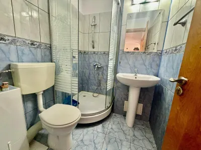 Inchiriere apartamnet 4 camere Ploiesti,  centrala proprie,zona Cantacuzino - foto 7