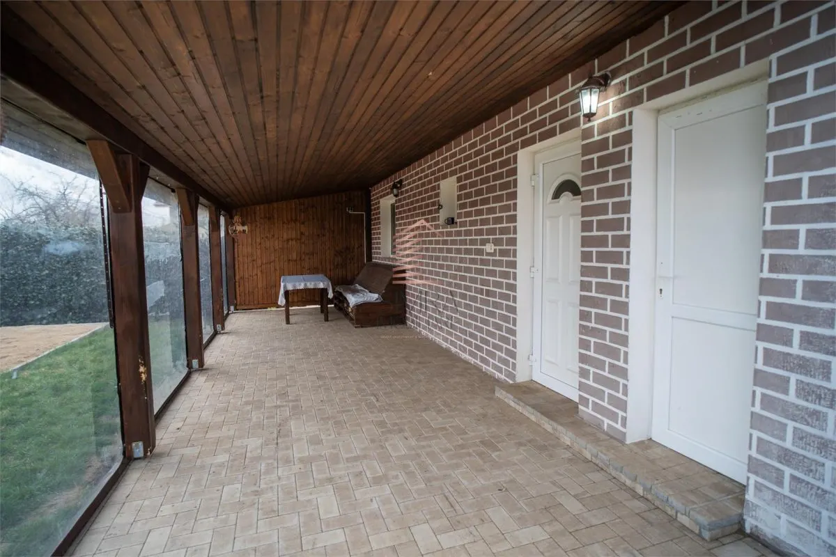Casa cu teren de 500 mp Biharia - foto 14
