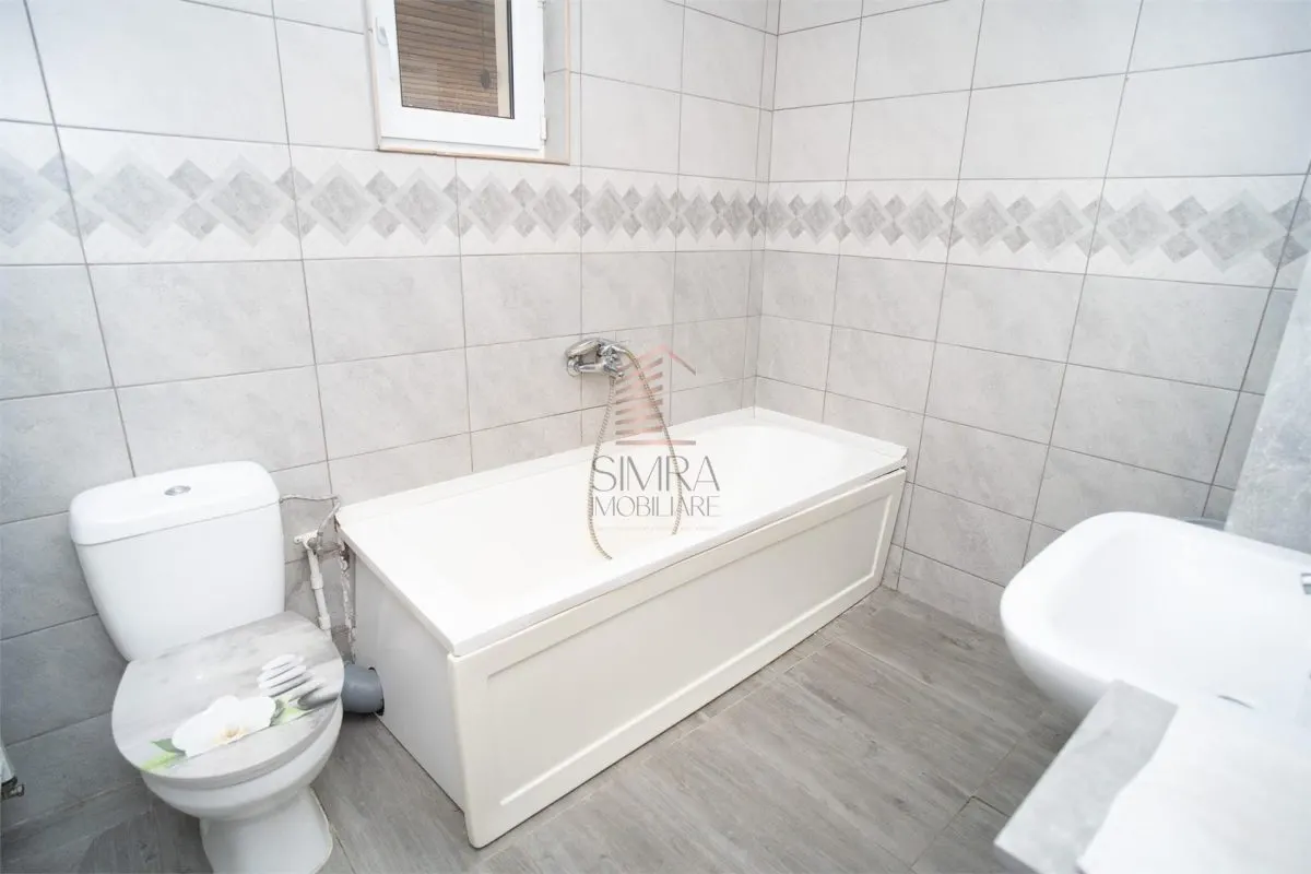 Casa cu teren de 500 mp Biharia - foto 7