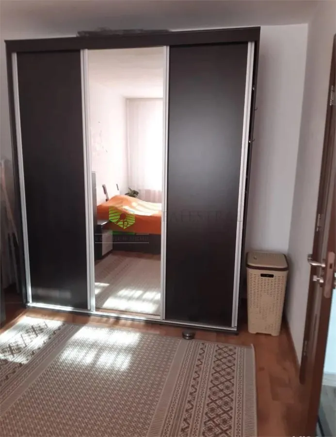 Garsoniera de vanzare Astra-Planete,decomandata,72000 Euro - foto 2