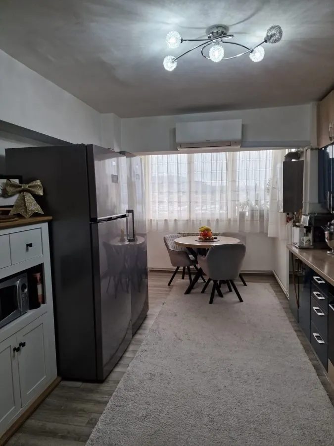 Apartament 2 camere Astra decomandat ,renovat,112000 Euro - foto 4