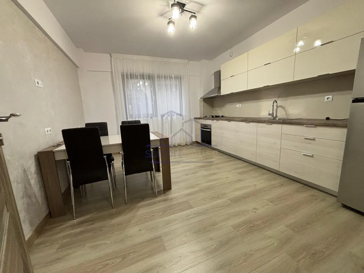 Inchiriere apartament 3 camere Ploiesti, zona Albert - foto 13