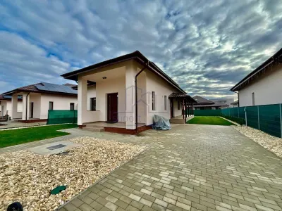 Casa noua, prima inchiriere, confort modern in Paulesti - foto 23