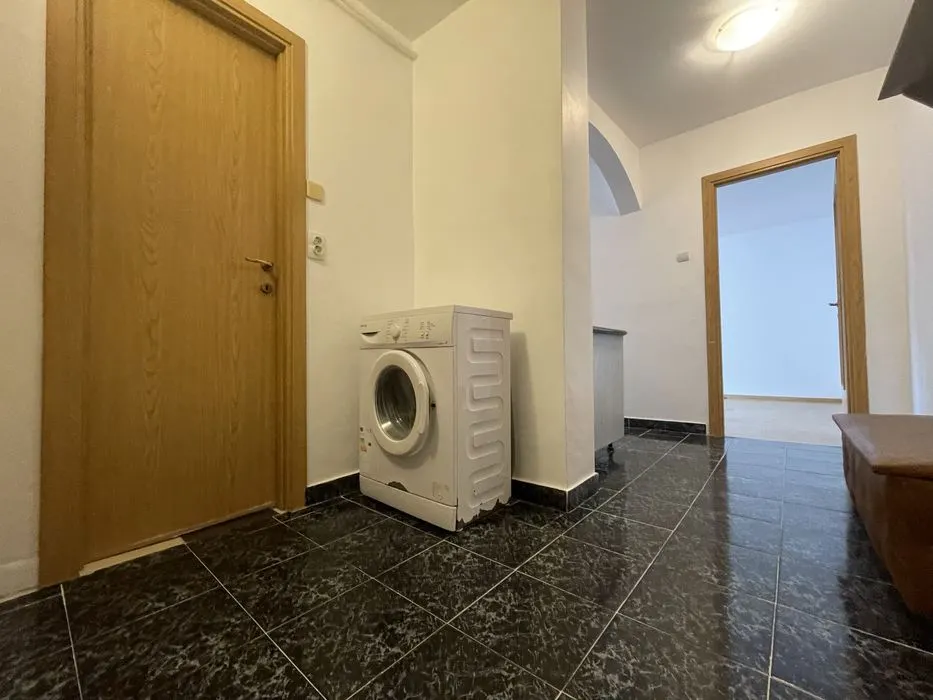 Apartament 2 camere Racadau,decomandat,etaj intermediar,120000 Euro neg - foto 6