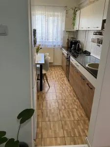 Apartament 3 camere Craiter,renovat 135000 Euro - foto 4