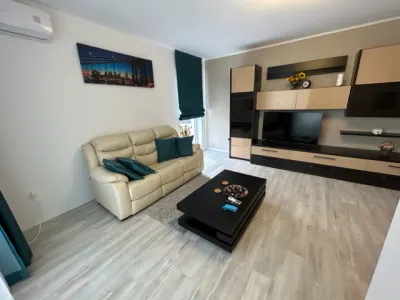 Inchiriere apartament 2 camere Ploiesti, bloc nou zona Albert. - foto 4