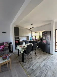 Casa tip duplex Sanpetru,lux,mobilata.210000 Euro - foto 5
