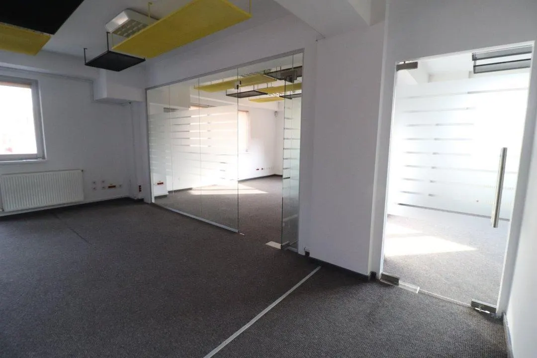 Birouri zona Stefan Cel Mare - Polona - Dacia - foto 4