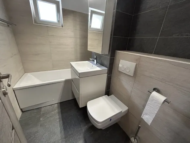 Vanzare apartament 4 camere totul nou Ploiesti, zona Gheorghe Doja - foto 16