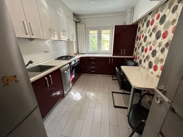 Vanzare apartament 4 camere totul nou Ploiesti, zona Gheorghe Doja - foto 4