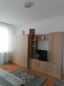 Garsoniera Astra Planete renovata 76500 Euro - foto 1