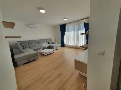 Inchiriere penthouse lux Ploiesti, zona Albert MRS - foto 2