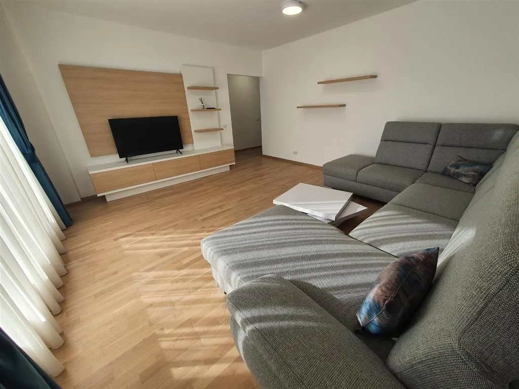 Inchiriere penthouse lux Ploiesti, zona Albert MRS - foto 12