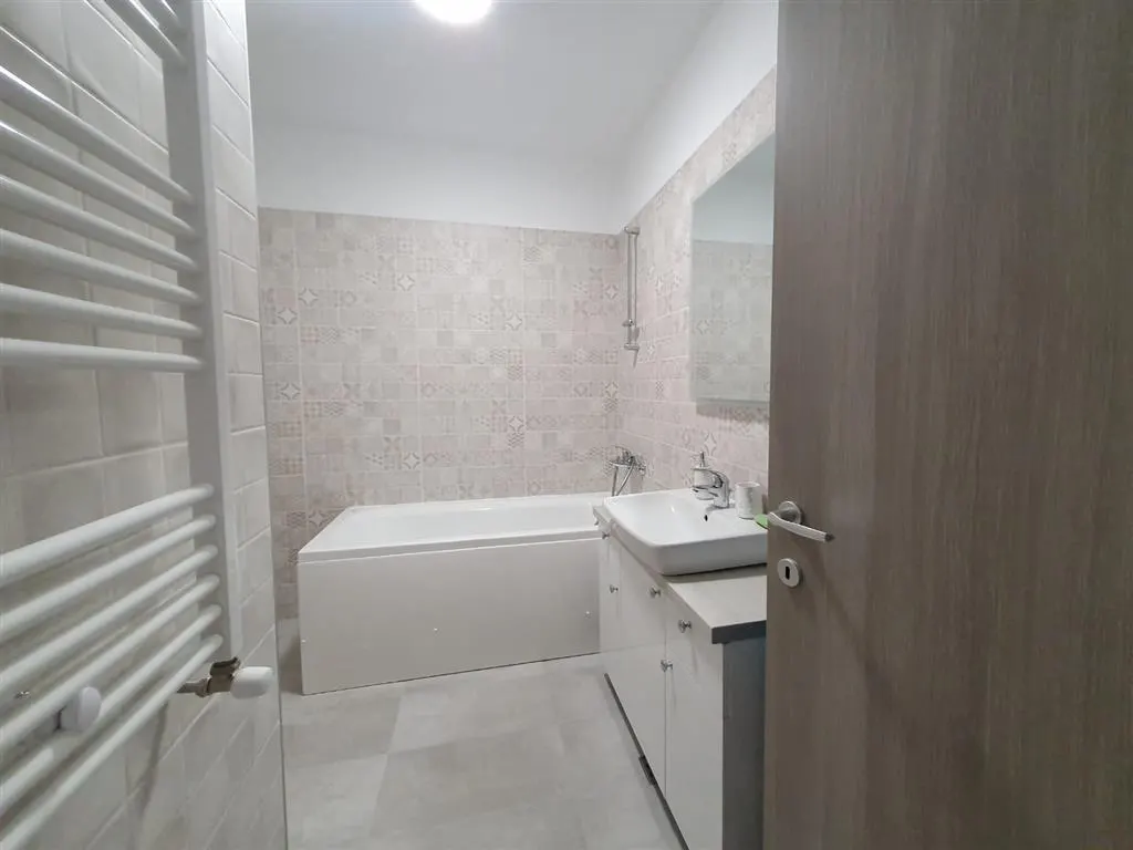 Inchiriere penthouse lux Ploiesti, zona Albert MRS - foto 15