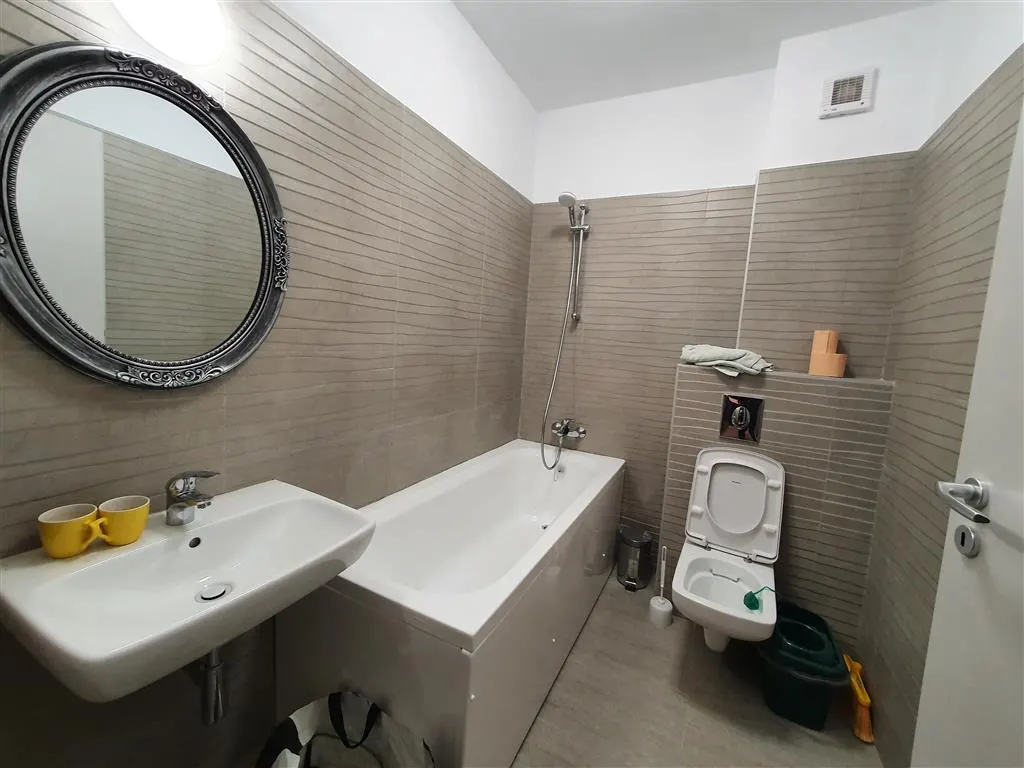 Inchiriere garsoniera, mobilat lux, Ploiesti, zona Albert - foto 6