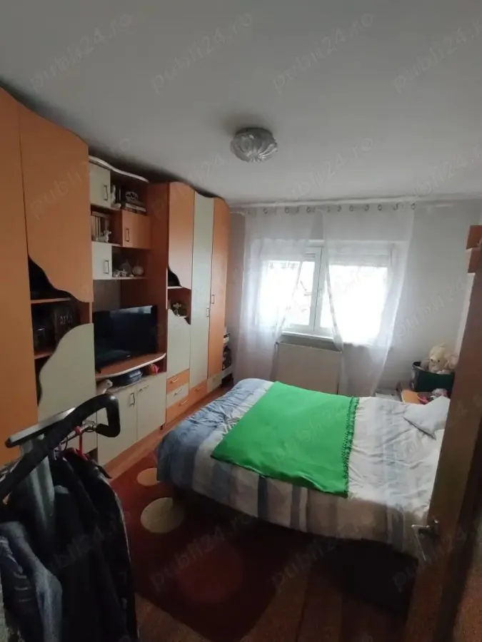 Apartament cu 3 camere Racadau decomandat ,178500 Euro - foto 2
