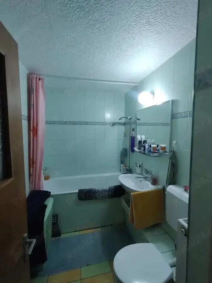 Apartament cu 3 camere Racadau decomandat ,178500 Euro - foto 6
