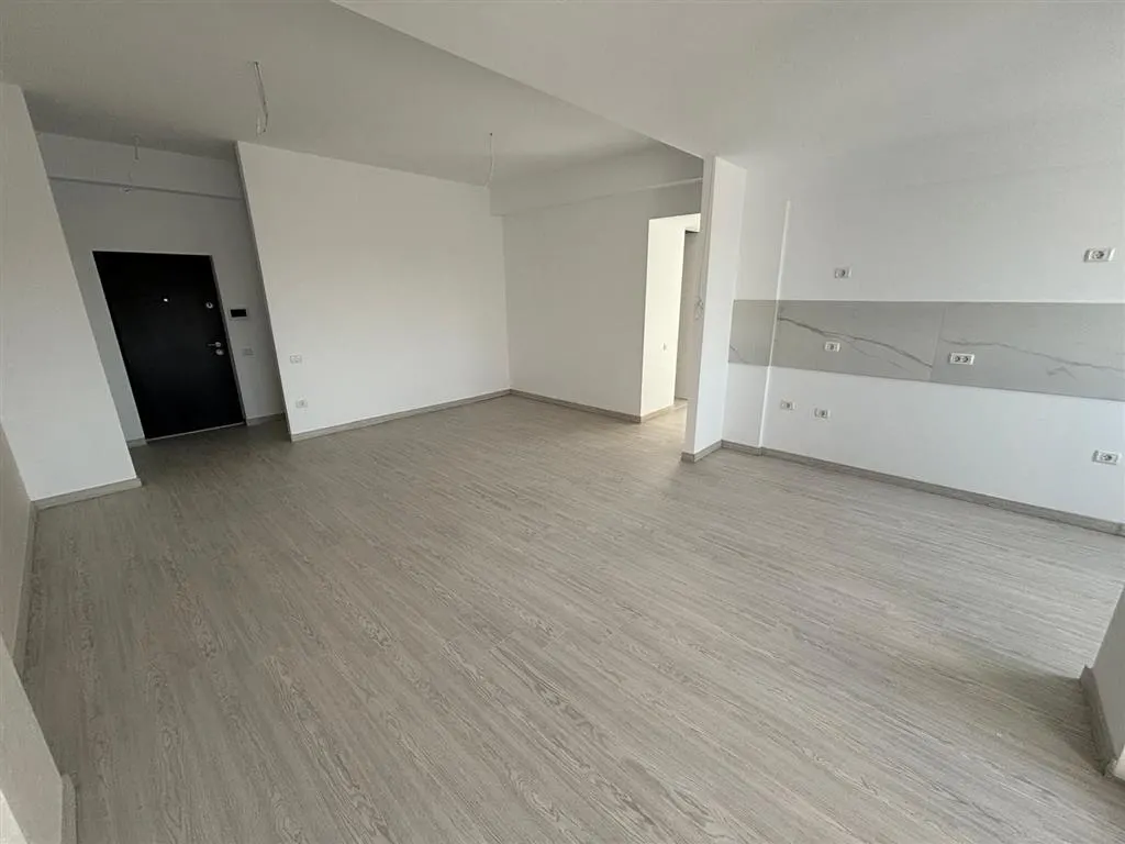 Inchiriere  apartament 2 camere bloc nou, Ploiesti, zona Bulevard - foto 25