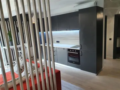 Inchiriere apartament 2 camere Ploiesti,bloc nou, zona Albert - foto 2