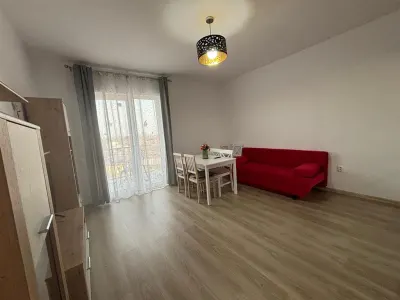 Vanzare  apartament 2 camere, bloc nou, zona Centrala - foto 2