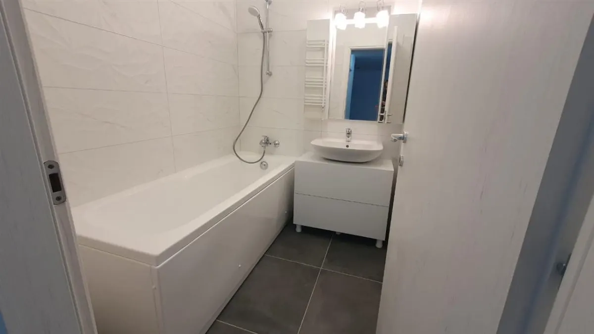 Inchiriere apartament 2 camere Ploiesti, prima inchiriere,zona Albert - foto 15