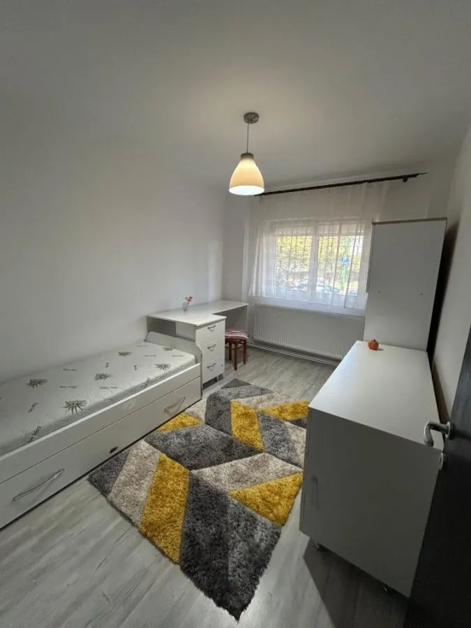 Apartament 4 camere Harmanului mobilat-utilat lux,145000 Euro - foto 1