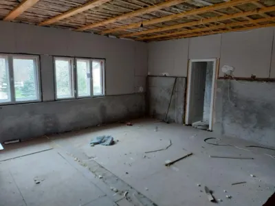 Snagov Complex Astoria, singur curte, 2 imobile, garaj, atelier - foto 13