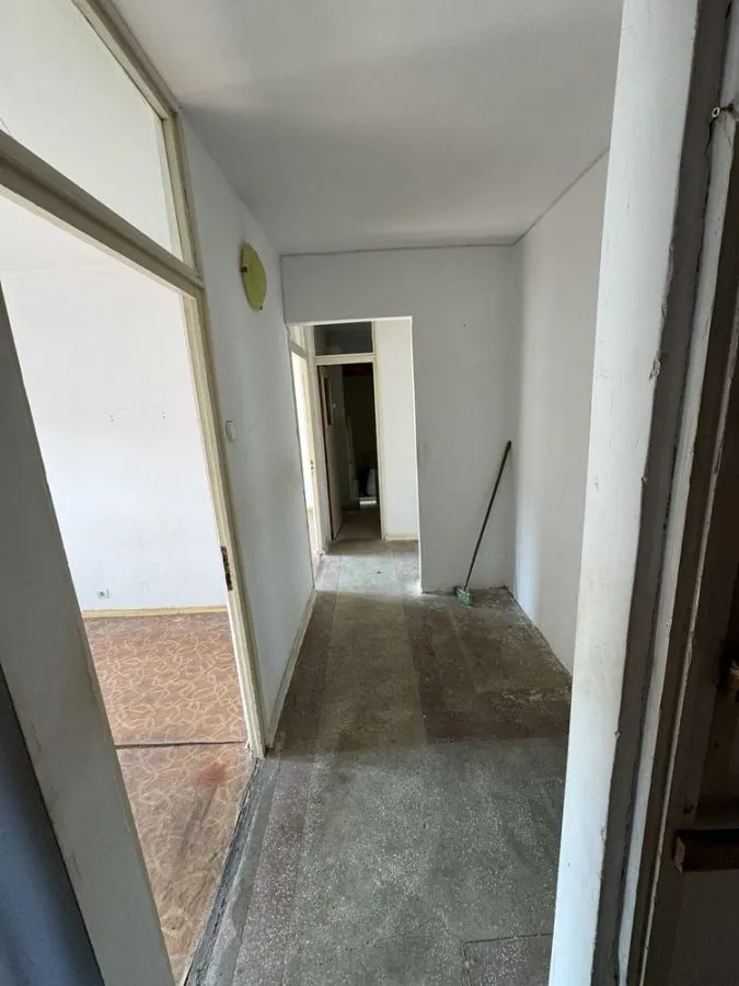 Apartament 4 camere Scriitorilor decomandat,155000 Euro - foto 4