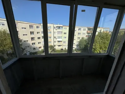 Apartament 4 camere Scriitorilor decomandat,155000 Euro - foto 8