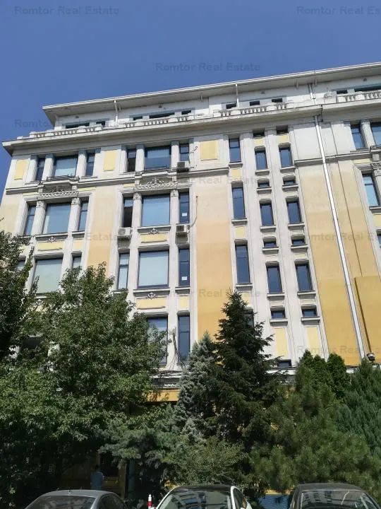 Birouri de inchiriat zona Piata Unirii - foto 1