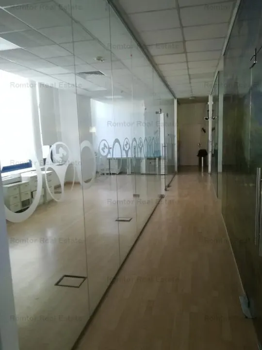 Birouri de inchiriat zona Piata Unirii - foto 4